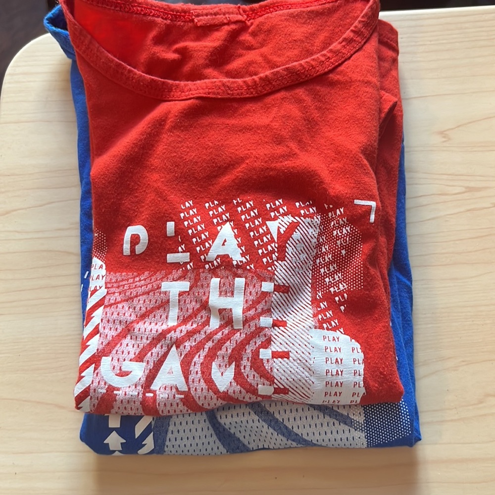 2 Decathlon T shirts for kids